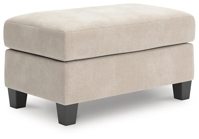 Ashley Express – Willarae Ottoman
