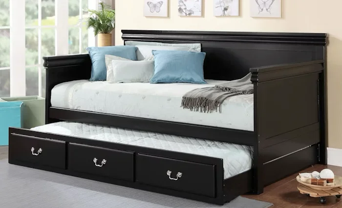 Bailee Teenager Solid Wood Daybed (Twin)