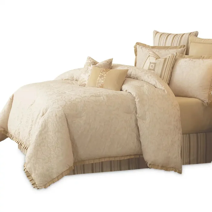 Carlton – Comforter Set