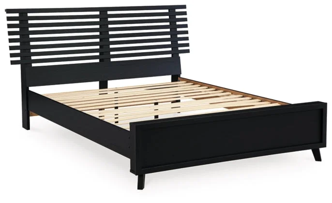 Danziar Full Slat Panel Bed