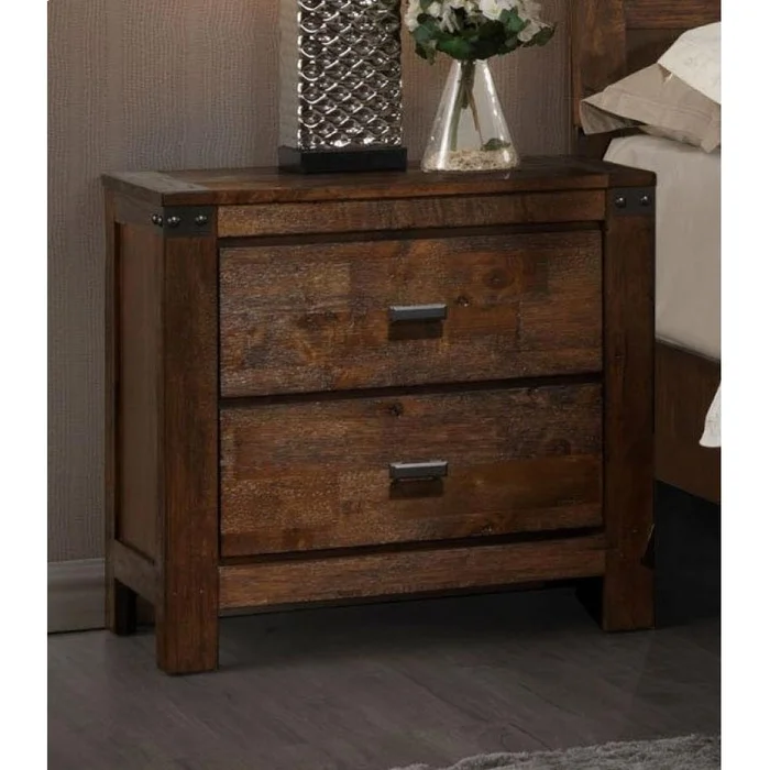 Diamond Modern Furniture CM Curtis 2-Drawer Nightstand B4800-2