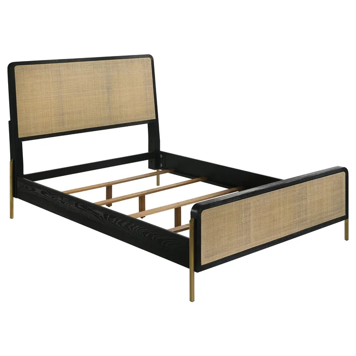 Diamond Modern Furniture COA Arini King Panel Bed 224330KE