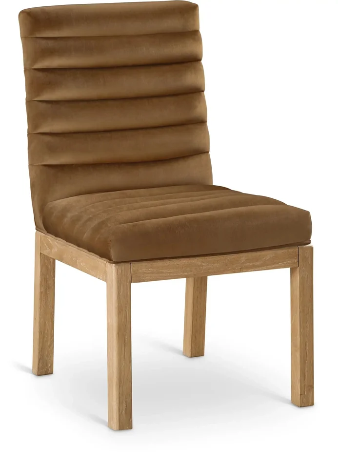 Evelyn – Dining Chair With Natural Legs – Saddle