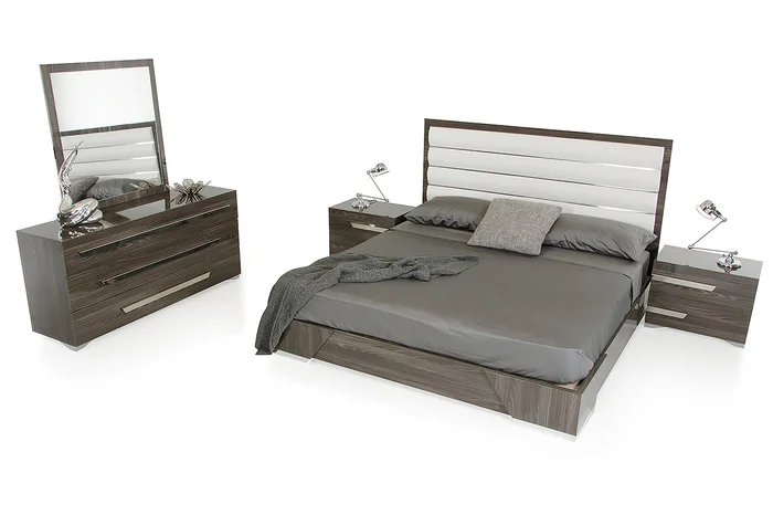 Nova Domus Capulet Italian Modern Grey Bedroom Set