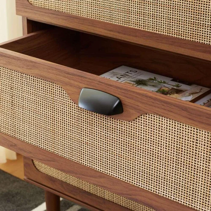 Safavieh – Irelia 3 Drawer Chest – Walnut – Natural – CHS9602A