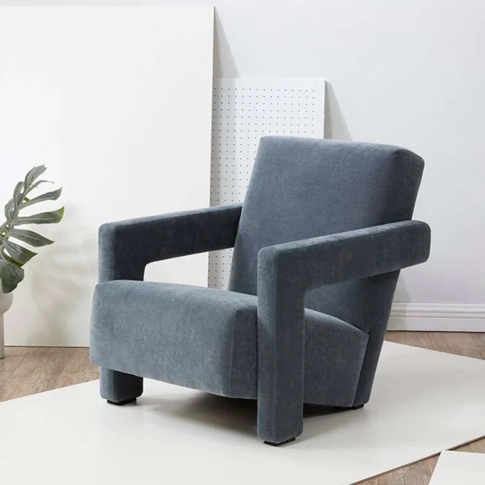 Safavieh – Taylor Modern Velvet Accent Chair – Navy – SFV5046D