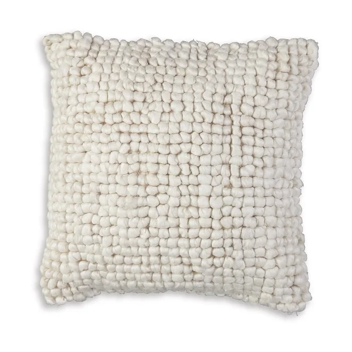 Signature Design by Ashley – Aavie Pillow (Set of 4) in Ivory – A1000956