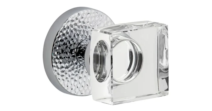 Viaggio Circolo Hammered Solid Brass Privacy Door Knob Set with Quadrato Crystal Knob and Hammered Rosette – 2-3/4″ Backset