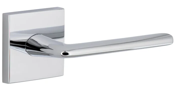 Viaggio Quadrato Right Handed Solid Brass Privacy Door Lever Set with Brezza Lever and Quadrato Backplate – 2-3/4″ Backset