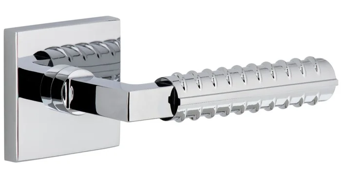 Viaggio Quadrato Right Handed Solid Brass Privacy Door Lever Set with Contempo Rebar Lever and Quadrato Backplate – 2-3/8″ Backset